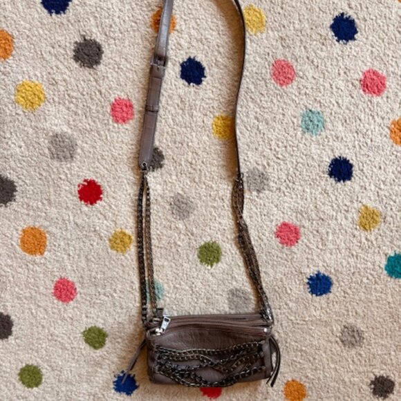 Ash Domino Chain Crossbody Bag in gunmetal grey leather. - Picture 4 of 6